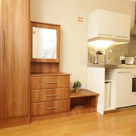 Queen Victoria Apartments London Bilik gambar