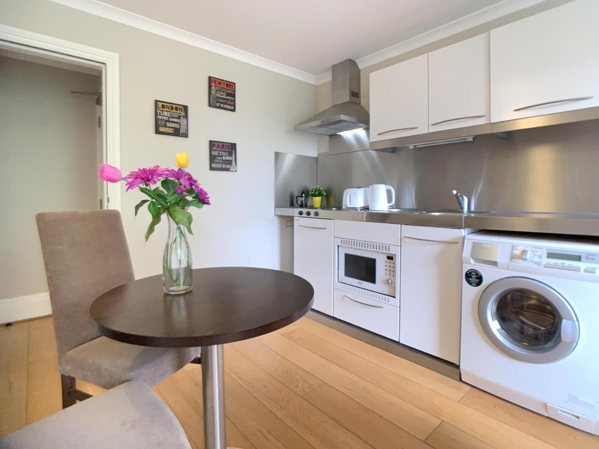 Queen Victoria Apartments London Luaran gambar