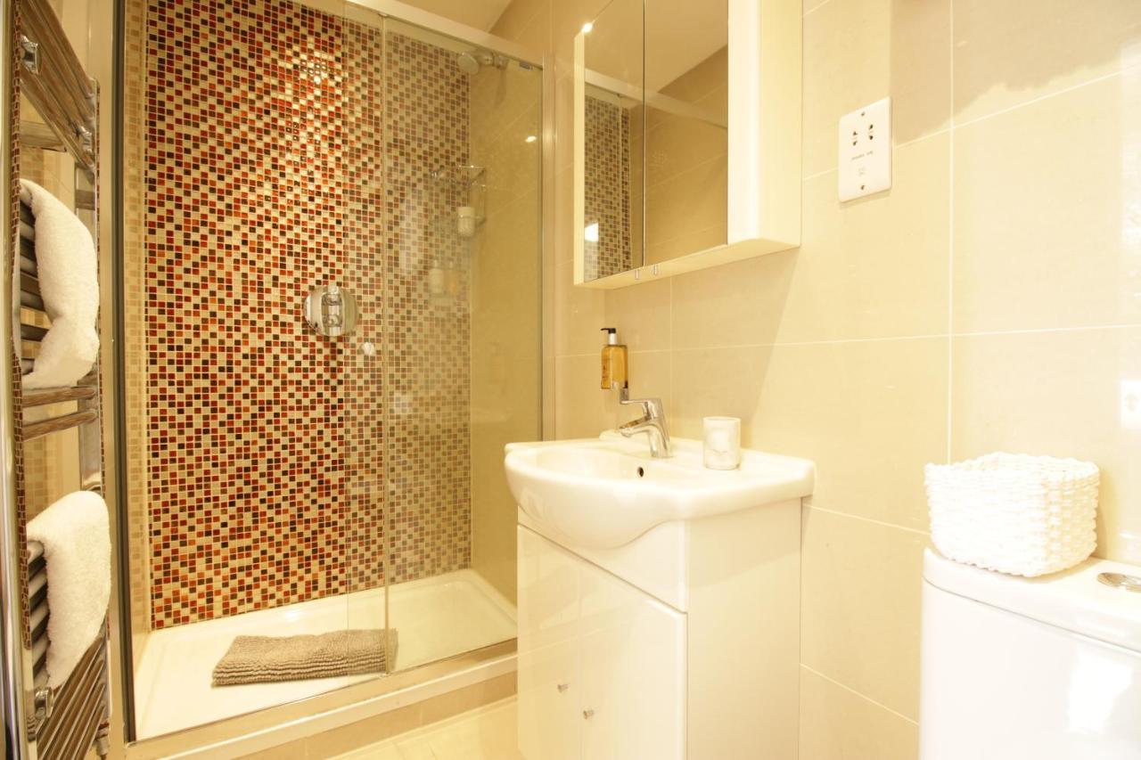 Queen Victoria Apartments London Luaran gambar