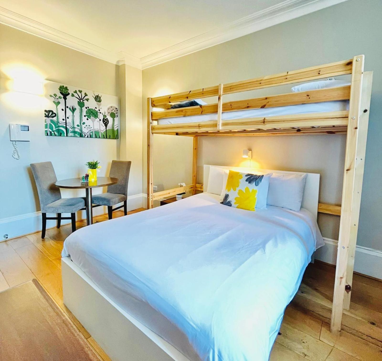 Queen Victoria Apartments London Luaran gambar